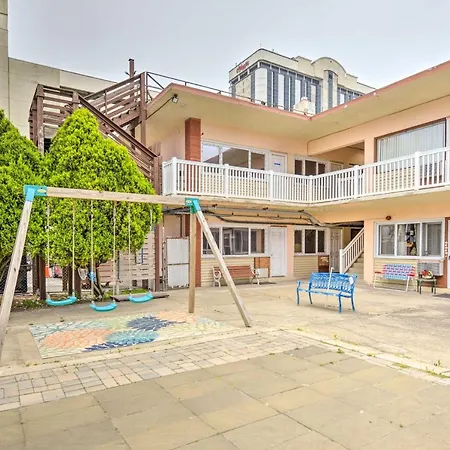 Atlantic City Studio With Beach Access On-Site!